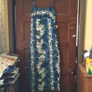 Hawaiian wedding dress